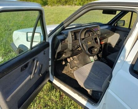 Белый Фольксваген Гольф, объемом двигателя 1.6 л и пробегом 500 тыс. км за 1500 $, фото 6 на Automoto.ua