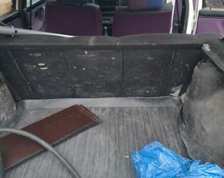 Белый Фольксваген Гольф, объемом двигателя 1.6 л и пробегом 180 тыс. км за 850 $, фото 6 на Automoto.ua