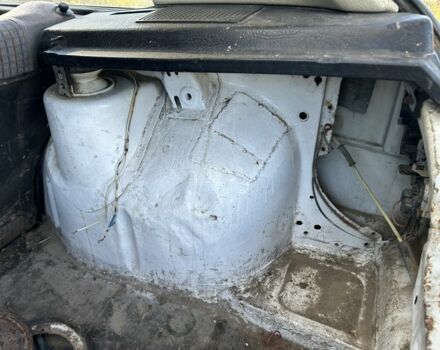 Белый Фольксваген Гольф, объемом двигателя 1.8 л и пробегом 100 тыс. км за 626 $, фото 7 на Automoto.ua