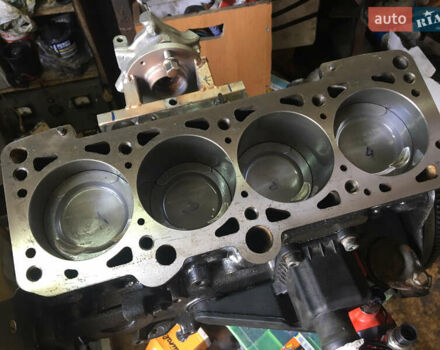 Білий Фольксваген Гольф, об'ємом двигуна 2 л та пробігом 2 тис. км за 10000 $, фото 25 на Automoto.ua