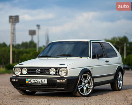 Білий Фольксваген Гольф, об'ємом двигуна 2 л та пробігом 2 тис. км за 10000 $, фото 44 на Automoto.ua