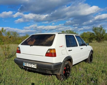 Белый Фольксваген Гольф, объемом двигателя 1.6 л и пробегом 500 тыс. км за 1500 $, фото 2 на Automoto.ua