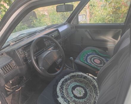 Белый Фольксваген Гольф, объемом двигателя 0 л и пробегом 281 тыс. км за 1050 $, фото 5 на Automoto.ua