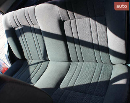 Белый Фольксваген Гольф, объемом двигателя 1.6 л и пробегом 333 тыс. км за 2500 $, фото 36 на Automoto.ua