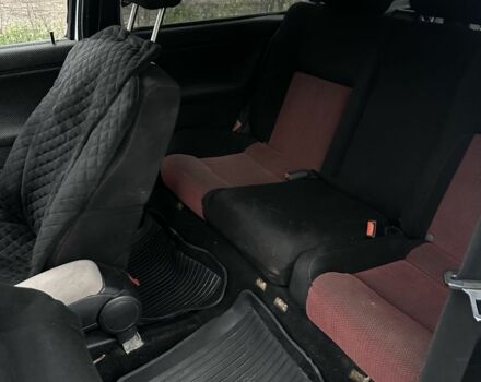 Белый Фольксваген Гольф, объемом двигателя 1.6 л и пробегом 255 тыс. км за 1150 $, фото 4 на Automoto.ua