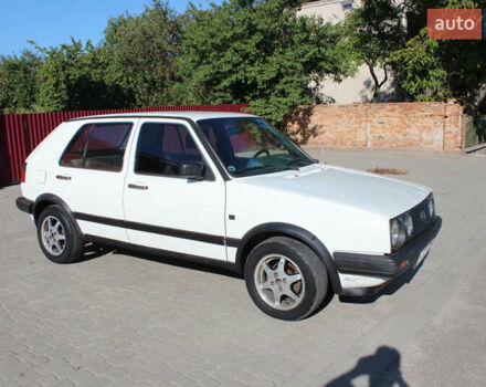 Белый Фольксваген Гольф, объемом двигателя 1.6 л и пробегом 333 тыс. км за 2500 $, фото 31 на Automoto.ua