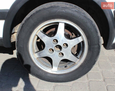 Белый Фольксваген Гольф, объемом двигателя 1.6 л и пробегом 333 тыс. км за 2500 $, фото 32 на Automoto.ua