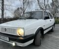 Белый Фольксваген Гольф, объемом двигателя 1.6 л и пробегом 255 тыс. км за 1150 $, фото 2 на Automoto.ua