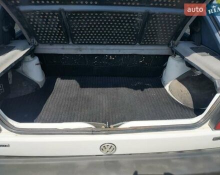 Белый Фольксваген Гольф, объемом двигателя 1.8 л и пробегом 100 тыс. км за 4200 $, фото 10 на Automoto.ua