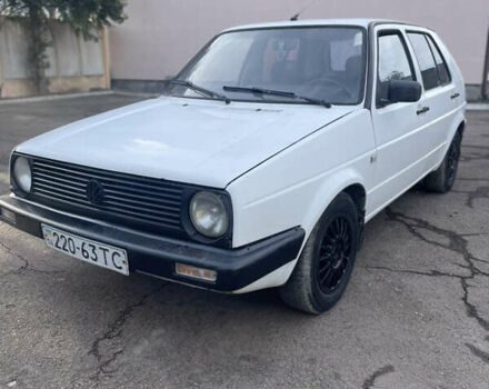 Білий Фольксваген Гольф, об'ємом двигуна 1.8 л та пробігом 400 тис. км за 750 $, фото 3 на Automoto.ua