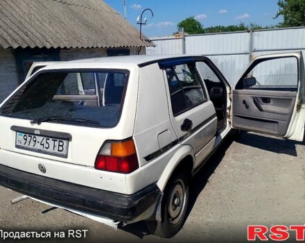 Білий Фольксваген Гольф, об'ємом двигуна 1.6 л та пробігом 100 тис. км за 2000 $, фото 5 на Automoto.ua
