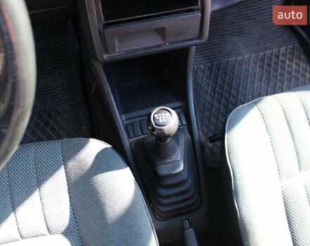 Белый Фольксваген Гольф, объемом двигателя 1.6 л и пробегом 333 тыс. км за 2500 $, фото 33 на Automoto.ua