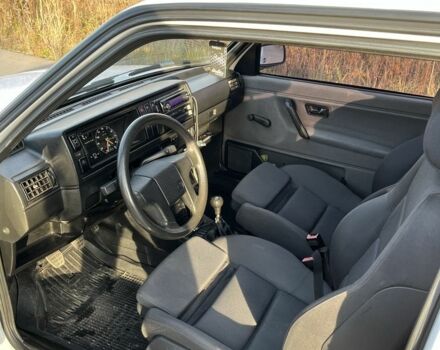 Білий Фольксваген Гольф, об'ємом двигуна 1.3 л та пробігом 50 тис. км за 2500 $, фото 7 на Automoto.ua