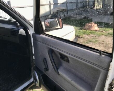 Белый Фольксваген Гольф, объемом двигателя 1.3 л и пробегом 400 тыс. км за 999 $, фото 18 на Automoto.ua