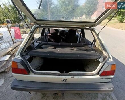 Білий Фольксваген Гольф, об'ємом двигуна 1.6 л та пробігом 351 тис. км за 1400 $, фото 12 на Automoto.ua