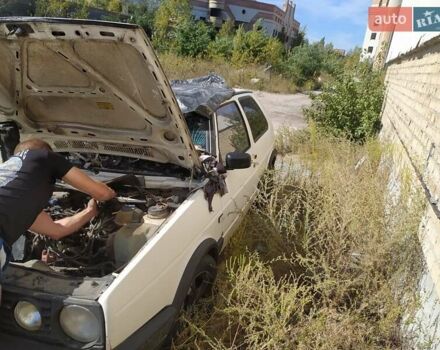 Фольксваген Гольф 1989 в Киеве на Automoto.ua Белый Фольксваген Гольф, объемом двигателя 1.78 л и пробегом 150 тыс. км за 700 $, фото 6 на Automoto.ua