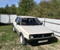 Белый Фольксваген Гольф, объемом двигателя 1.3 л и пробегом 400 тыс. км за 999 $, фото 2 на Automoto.ua
