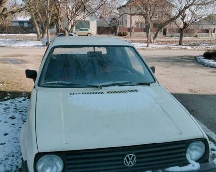 Белый Фольксваген Гольф, объемом двигателя 1.3 л и пробегом 400 тыс. км за 826 $, фото 1 на Automoto.ua