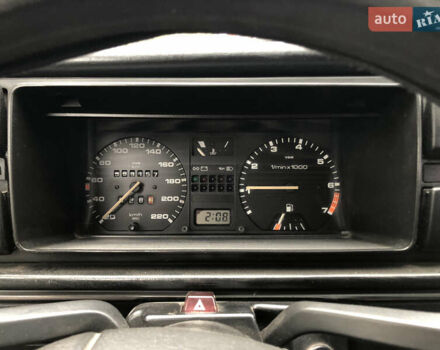 Белый Фольксваген Гольф, объемом двигателя 1.6 л и пробегом 339 тыс. км за 2750 $, фото 4 на Automoto.ua