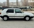 Белый Фольксваген Гольф, объемом двигателя 1.3 л и пробегом 275 тыс. км за 999 $, фото 1 на Automoto.ua