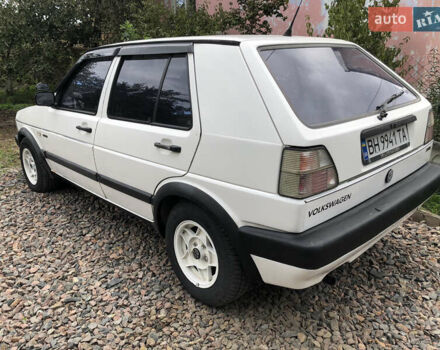 Белый Фольксваген Гольф, объемом двигателя 1.6 л и пробегом 339 тыс. км за 2750 $, фото 1 на Automoto.ua