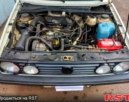 Белый Фольксваген Гольф, объемом двигателя 1.6 л и пробегом 0 тыс. км за 3200 $, фото 2 на Automoto.ua