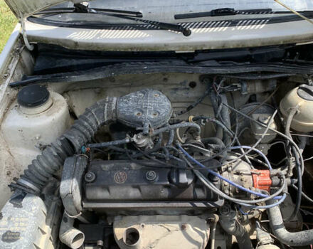 Белый Фольксваген Гольф, объемом двигателя 1.27 л и пробегом 358 тыс. км за 1000 $, фото 10 на Automoto.ua