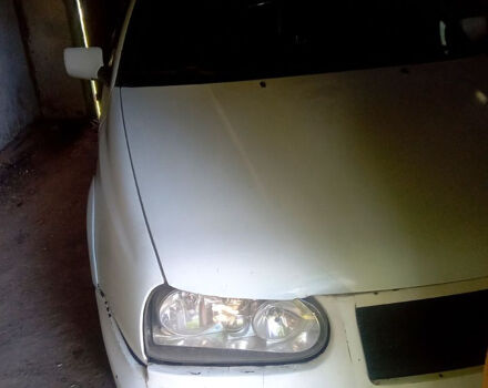 Білий Фольксваген Гольф, об'ємом двигуна 1.8 л та пробігом 100 тис. км за 2150 $, фото 3 на Automoto.ua