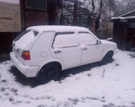 Белый Фольксваген Гольф, объемом двигателя 1.3 л и пробегом 170 тыс. км за 750 $, фото 1 на Automoto.ua