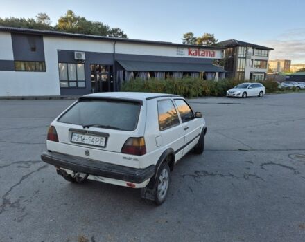 Белый Фольксваген Гольф, объемом двигателя 1.6 л и пробегом 385 тыс. км за 1250 $, фото 5 на Automoto.ua