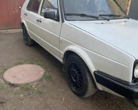 Белый Фольксваген Гольф, объемом двигателя 1.8 л и пробегом 400 тыс. км за 850 $, фото 11 на Automoto.ua