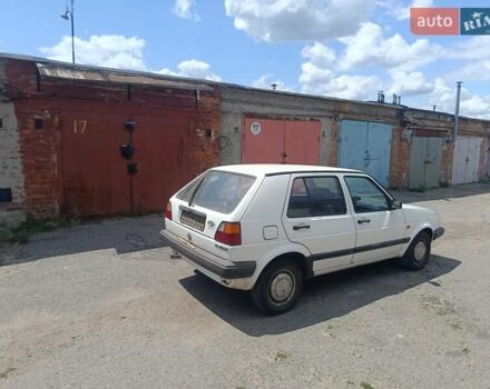 Белый Фольксваген Гольф, объемом двигателя 1.3 л и пробегом 237 тыс. км за 2000 $, фото 5 на Automoto.ua