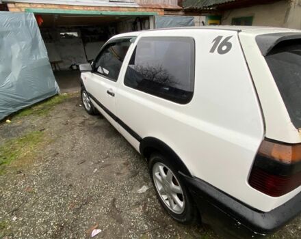 Белый Фольксваген Гольф, объемом двигателя 1.8 л и пробегом 160 тыс. км за 1905 $, фото 4 на Automoto.ua