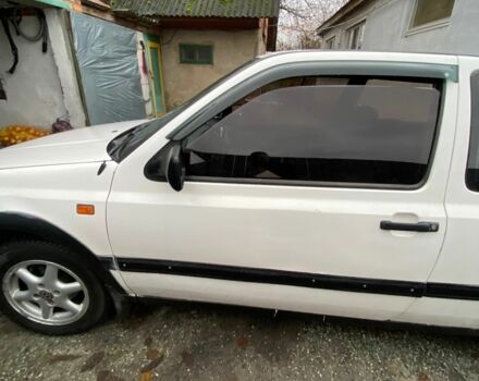 Белый Фольксваген Гольф, объемом двигателя 1.8 л и пробегом 160 тыс. км за 1905 $, фото 5 на Automoto.ua