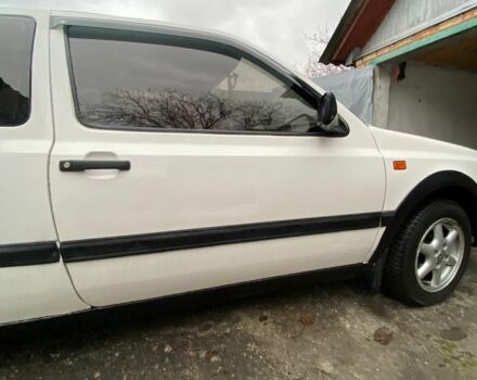 Белый Фольксваген Гольф, объемом двигателя 1.8 л и пробегом 160 тыс. км за 1905 $, фото 3 на Automoto.ua