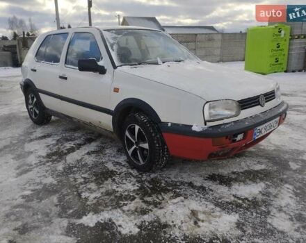 Білий Фольксваген Гольф, об'ємом двигуна 1.9 л та пробігом 500 тис. км за 1300 $, фото 1 на Automoto.ua