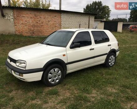 Фольксваген Гольф 1993 в Ковель на Automoto.ua Белый Фольксваген Гольф, объемом двигателя 1.9 л и пробегом 179 тыс. км за 2699 $, фото 1 на Automoto.ua