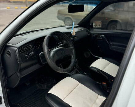 Белый Фольксваген Гольф, объемом двигателя 1.4 л и пробегом 247 тыс. км за 3200 $, фото 4 на Automoto.ua