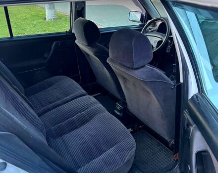 Белый Фольксваген Гольф, объемом двигателя 1.8 л и пробегом 200 тыс. км за 2300 $, фото 8 на Automoto.ua