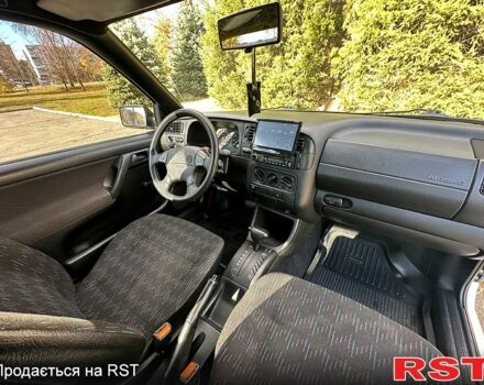 Білий Фольксваген Гольф, об'ємом двигуна 1.8 л та пробігом 216 тис. км за 3399 $, фото 9 на Automoto.ua