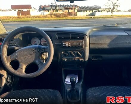 Белый Фольксваген Гольф, объемом двигателя 1.4 л и пробегом 280 тыс. км за 1800 $, фото 8 на Automoto.ua