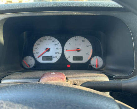 Білий Фольксваген Гольф, об'ємом двигуна 1.39 л та пробігом 280 тис. км за 1800 $, фото 9 на Automoto.ua