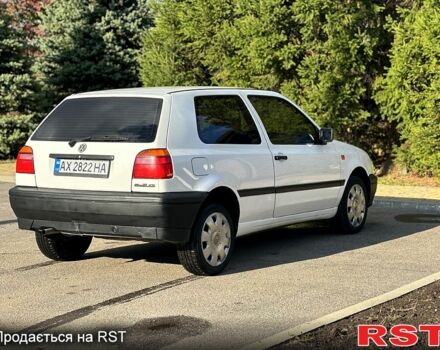 Білий Фольксваген Гольф, об'ємом двигуна 1.8 л та пробігом 216 тис. км за 3399 $, фото 7 на Automoto.ua