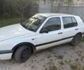 Белый Фольксваген Гольф, объемом двигателя 1.6 л и пробегом 130 тыс. км за 1450 $, фото 1 на Automoto.ua