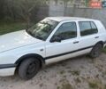 Белый Фольксваген Гольф, объемом двигателя 1.6 л и пробегом 145 тыс. км за 1200 $, фото 1 на Automoto.ua