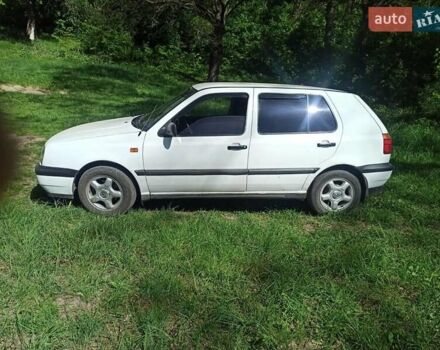 Білий Фольксваген Гольф, об'ємом двигуна 1.78 л та пробігом 240 тис. км за 2400 $, фото 6 на Automoto.ua