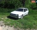 Білий Фольксваген Гольф, об'ємом двигуна 1.78 л та пробігом 240 тис. км за 2400 $, фото 4 на Automoto.ua