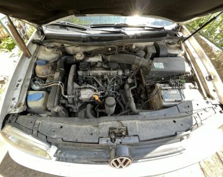 Белый Фольксваген Гольф, объемом двигателя 1.9 л и пробегом 3 тыс. км за 600 $, фото 4 на Automoto.ua