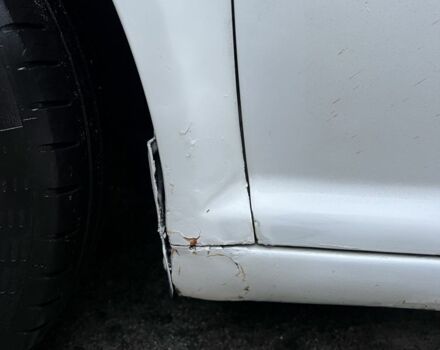 Белый Фольксваген Гольф, объемом двигателя 1.6 л и пробегом 301 тыс. км за 3500 $, фото 6 на Automoto.ua