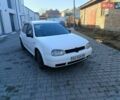 Белый Фольксваген Гольф, объемом двигателя 1.4 л и пробегом 333 тыс. км за 2600 $, фото 1 на Automoto.ua